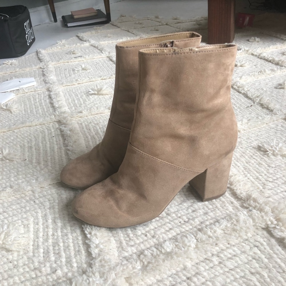 American eagle heeled booties